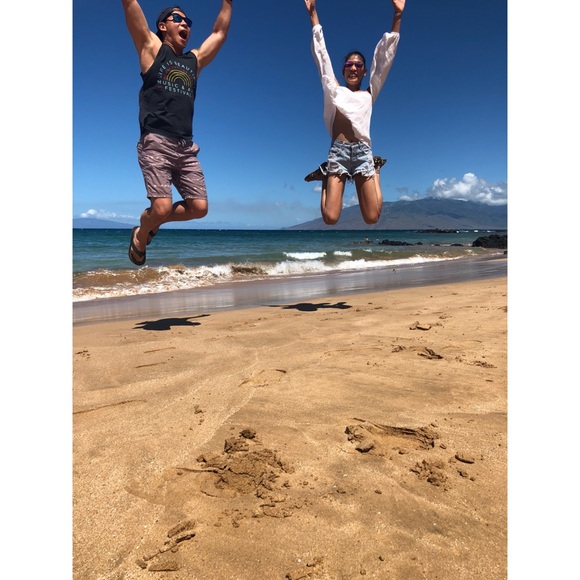 ❤︎ Meet Your Posher ❤︎ - Picture 6 of 9